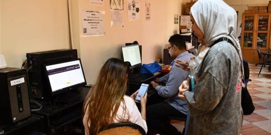 التعليم العالي: 248 ألف طالب سجلوا رغباتهم بالمرحلة الثانية، وترشيح المتخلفين للأماكن المتاحة