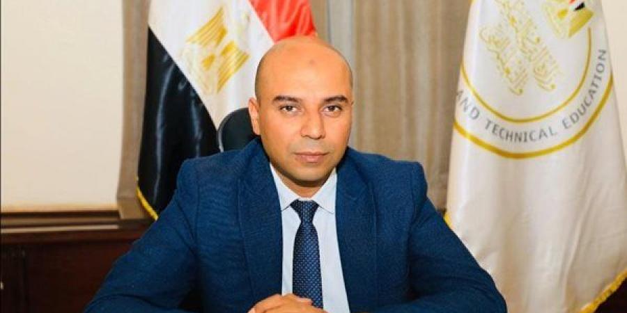 التعليم تعلن زيادة حافز التدريس للمعلمين إلى 2100 جنيه