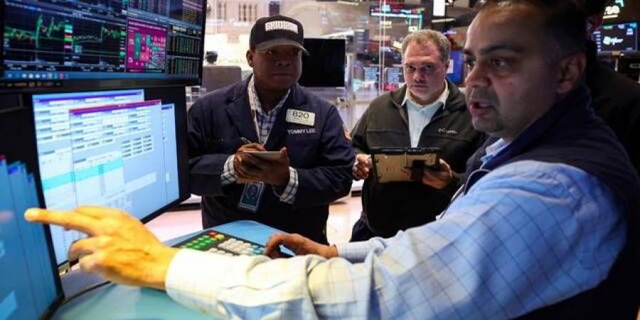 الأسهم الأمريكية ترتفع طفيفاً وسط تقلبات الأسواق وارتفاع عوائد السندات